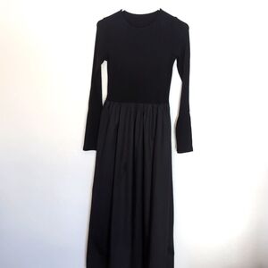 NWT Commense Black Leisure Crewneck Long Sleeved Maxi Dress Women's Size Small
